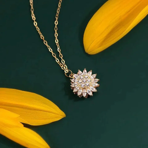 Collier fleurs d'argent